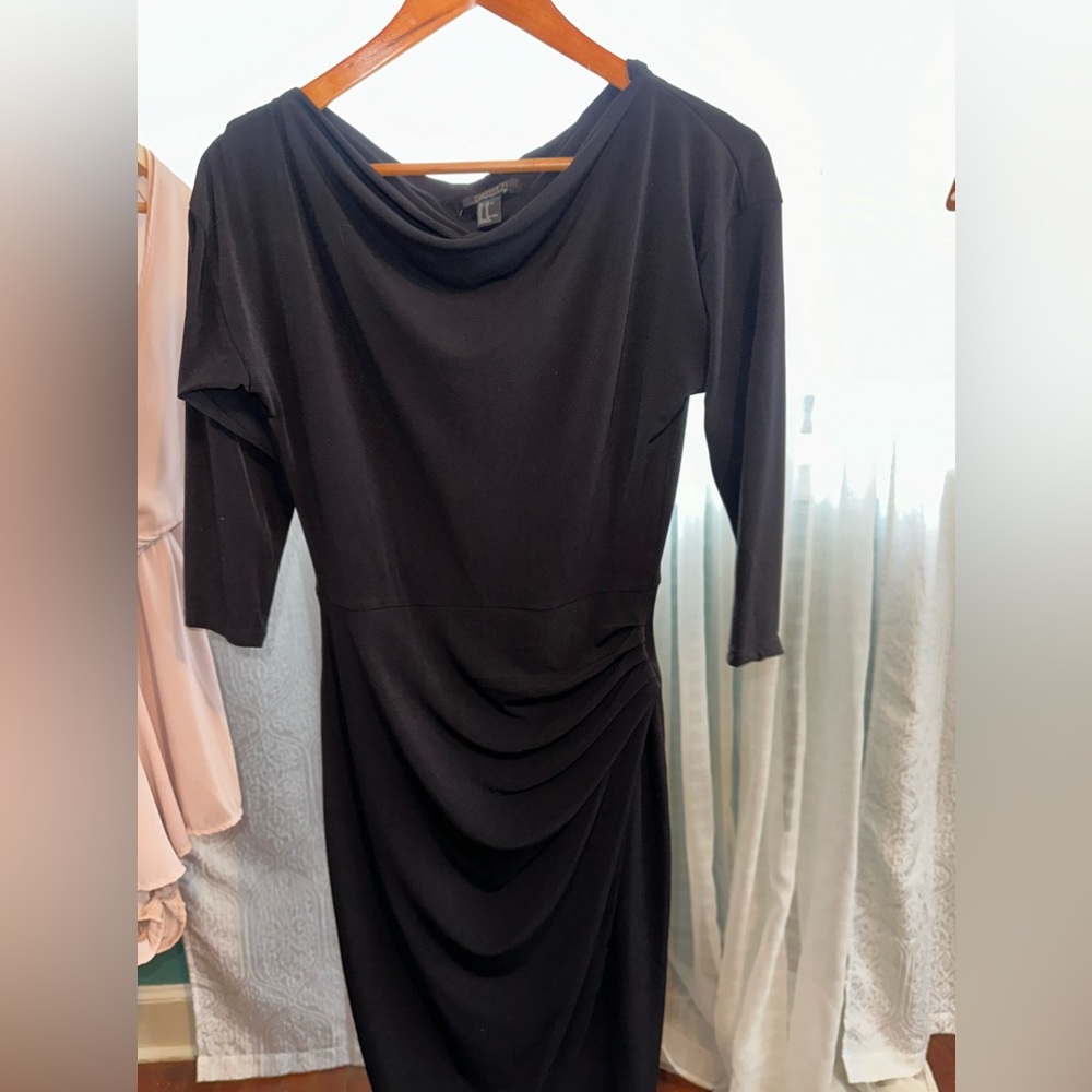 BLACK THREE QUARTER SLEEVE DRESS